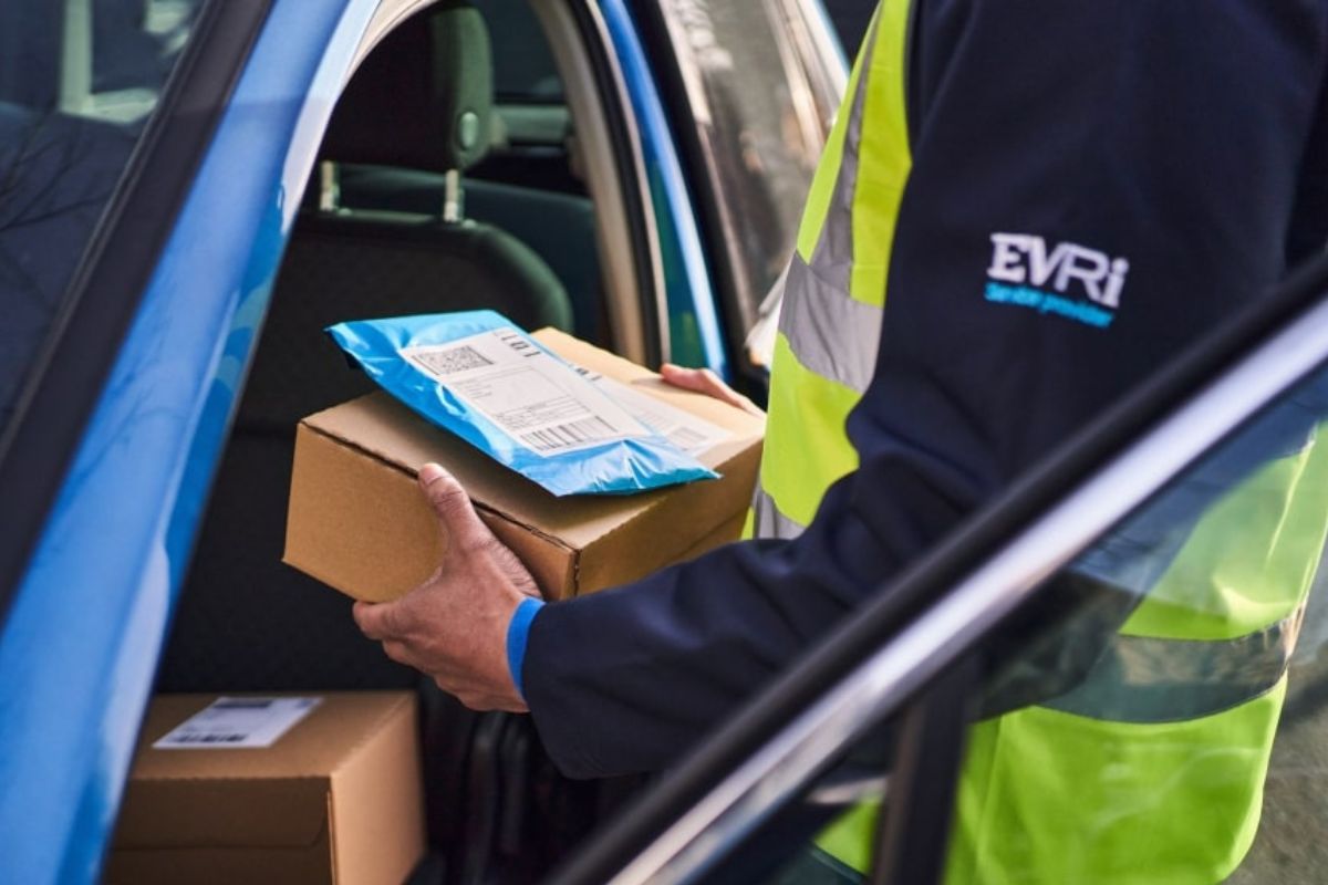 Does Evri Deliver on Sundays? [Evri Weekend Delivery Guide]