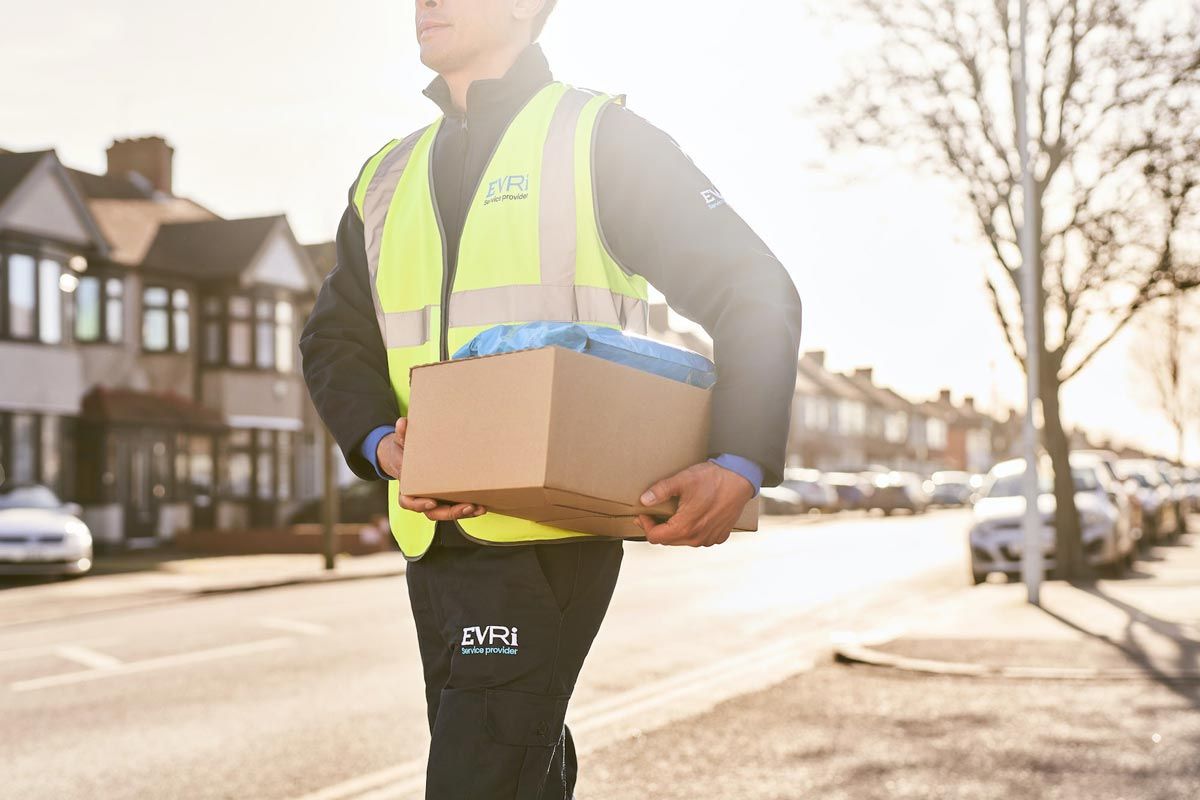 Evri Delivery Times: How Late Do Evri Deliver?