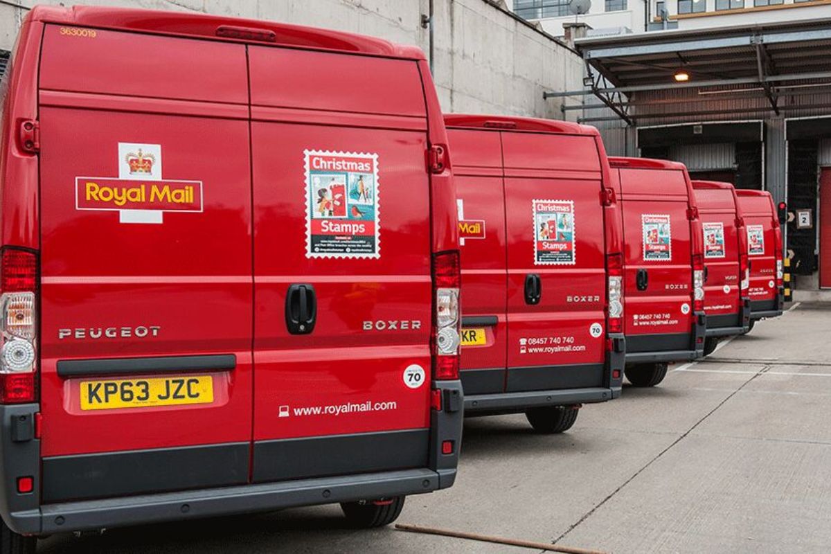 Can You Track Royal Mail Vans? [The Truth About Live Tracking]